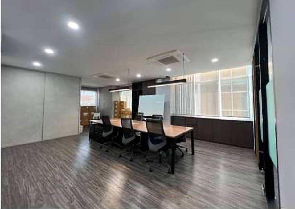 รหัสทรัพย์ R2924 ให้เช่า โฮมออฟฟิศ 4ชั้นพร้อมเฟอร์นิเจอร์ โครงการบิซ เเกลเลอเรีย นวลจันทร์-เกษตรนวมินทร์ 