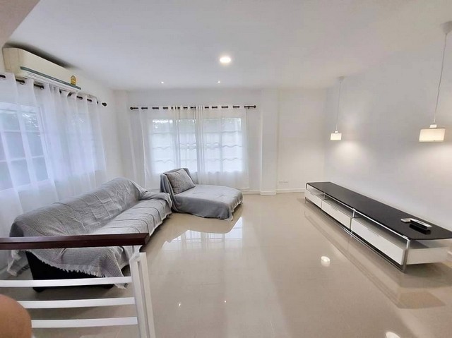 ให้เช่าทาวน์โฮม 3 ชั้นหลังมุม URBANSATHORN สาทร ทำเลBTSบางหว้า