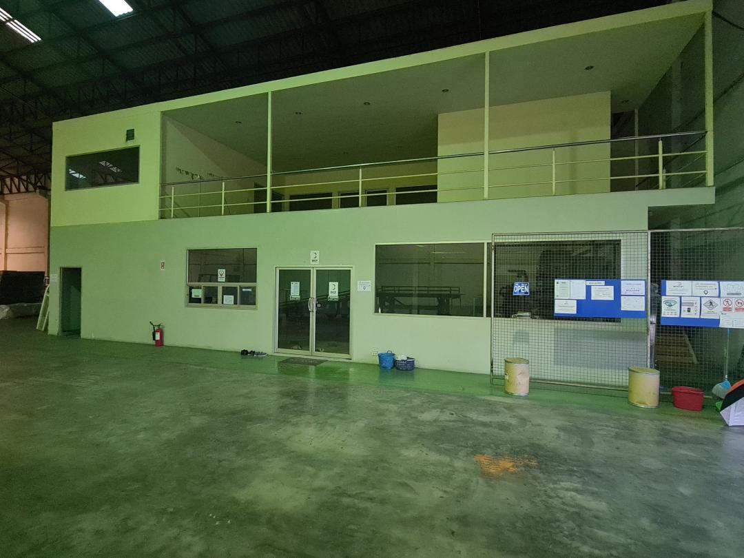 ให้เช่าโกดังพร้อมออฟฟิศ 2,500 ตร.ม.เป็นพื้นที่สีเหลือง บางเสาธง สมุทรปราการ