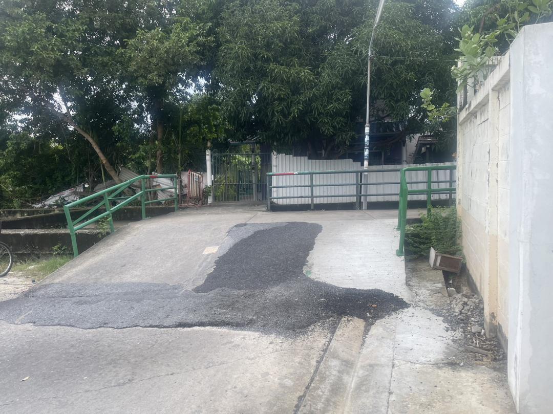 ให้เช่าโกดังพร้อมออฟฟิศ 2,500 ตร.ม.ย่านสุขสวัสดิ์ ประชาอุทิศพื้นที่สีส้มซอยวัดชมนิมิตรแบ่งเช่าได้ 