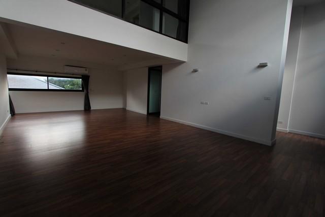 EPL-HR2836 ให้เช่าโฮมออฟฟิศ4 ชั้น โครงการ THE PENTAS RATCHADA-RAMA 9 สไตล์โมเดิร์นลอฟท์ 7ห้องเอนกประสงค์ 6ห้องน้ำ พื้นที่510 ตร.ม.