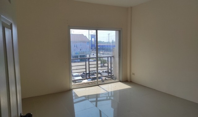 ขายอาคารพาณิชย์          อำเภอเมืองศรีสะเกษ ศรีสะเกษ (PKK04-06173)