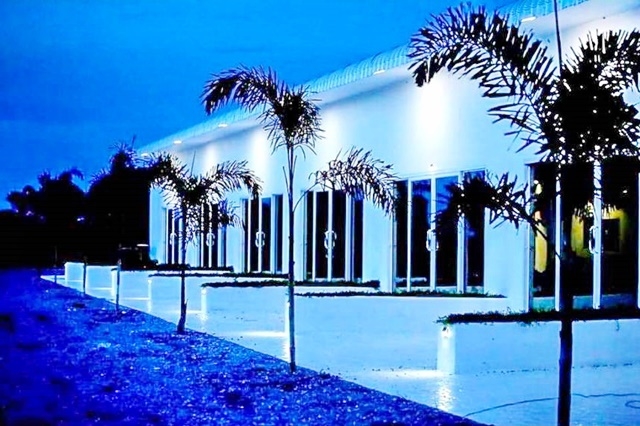  ร้าน&สวนอยู่เจริญ ขายรีสอร์ทตามสภาพ 6 ไร่ แบ่งเป็นพื้นที่รีสอร์ท 2 ไร่ 3,200ตรม.7นอน 7น้ำ จอดรถได้หลายคัน 4แอร์