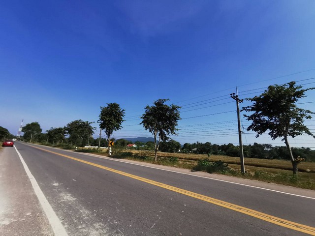 ขายที่นา​ ทำเลดีที่สวย​ ไม่ไกลในเมือง ติดถนนหมายเลข​ 1173 ขายที่นา​ ทำเลดีที่สวย​  เมืองชุม อ.เวียงชัย​ จ.เชียงราย