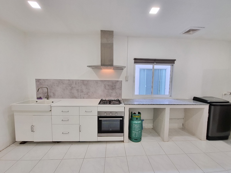 BH2528 ให้เช่าทาวน์เฮ้าส์ (BTSบางหว้า)  URBAN SATHORN สาทร ราชพฤกษ์