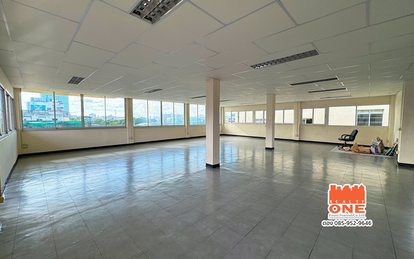  เช่าออฟฟิศ / ทำการค้า อาคารราม71 ติดถนนรามคำแหง71 เยื้องสนามราชมังคลาฯ ราคาเริ่มต้นเพียง 333 บาท/ตรม. ขนาด 120 – 150 ตรม. (ชั้น 4)  