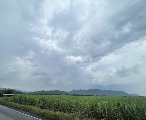  ขายที่ดินวิวภูเขา ขนาด24-3-55ไร่ ต.หินซ้อน อ.แก่งคอย จ.สระบุรี 