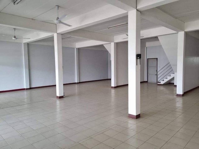 ด่วน ขายอาคารพาณิชย์ 3 คูหา ตรงข้ามปั้ม ปตท. วังงิ้ว ตำบล วังงิ้วใต้ อำเภอ ดงเจริญ จังหวัด พิจิตร