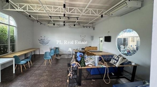  ให้เช่าบ้าน อาคาร  หมู่บ้านเสรี พระราม 9 ซอย41  เนื้อที่ 105 ตรว เหมาะธุรกิจ คาเฟ่ ร้านอาหาร สำนักงาน