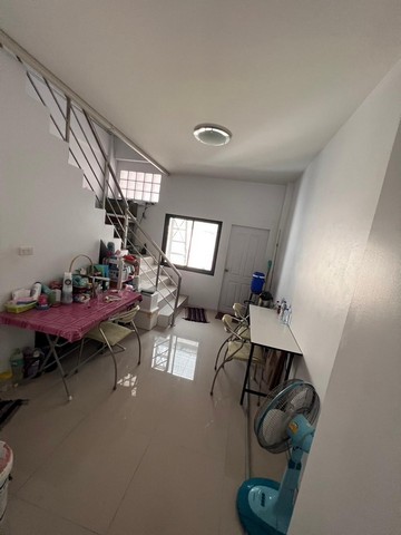 บ้านสวย 3 ชั้น ในซอย.ฉาง ใกล้ห้างเซนทรัล  จังหวัดนครศรีธรรมราช    ZST176