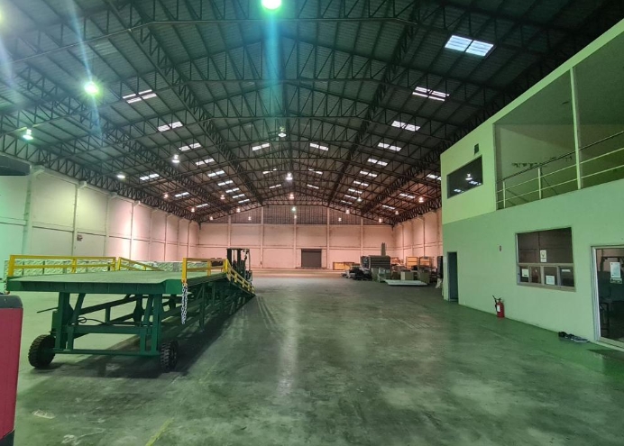 ให้เช่า โกดัง โรงงาน พื้นที่ 2,500 ตรม  บางเสาธง สมุทรปราการ