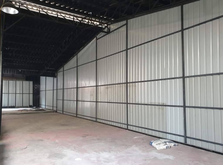 ให้เช่า โกดัง ขนาด 350 และ 400 ตรม ย่านติวานนท์ นนทบุรี