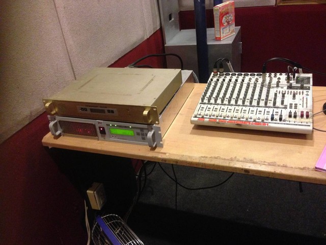 ทรัพย์มั่งคั่งทวีโชครับปี 67กิจการวิทยุชุมชนคลื่น FM จดทะเบียนถูกต้องขึ้นต่อ กสทช. ทำต่อได้เลย โทร 083-0052952