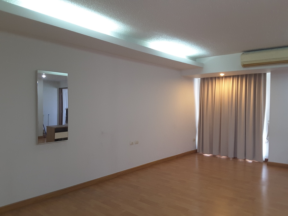 คอนโดเดอะวอเตอร์ฟอร์ด สุขุมวิท 50 (The Waterford Sukhumvit 50) ห้องสตูดิโอ BTS อ่อนนุช