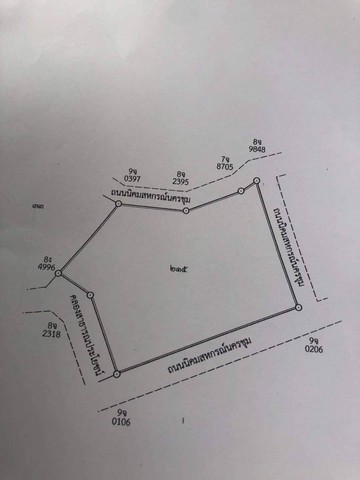 ขายที่ดิน 28 ไร่ 3 งาน 33 วา  ต.ทรงธรรม อ.เมือง .จ. กำแพงเพชร 