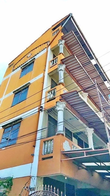 พร้อมที่ดิน 40ตรว. เซ็นทรัล พหลโยธิน 46-50 ปั้มบางจาก ขายอพาร์ทเม้นท์ 5 ชั้น รามอินทรา 24นอน 24น้ำ จอดรถได้20คัน