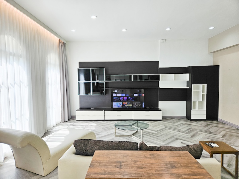 BH2526 ให้เช่า Townhouse หมู่บ้านกลางกรุงแกรนด์เวียนนา พระราม3 หน้ากว้าง 11เมตร 5ห้องนอน 425ตรม. 