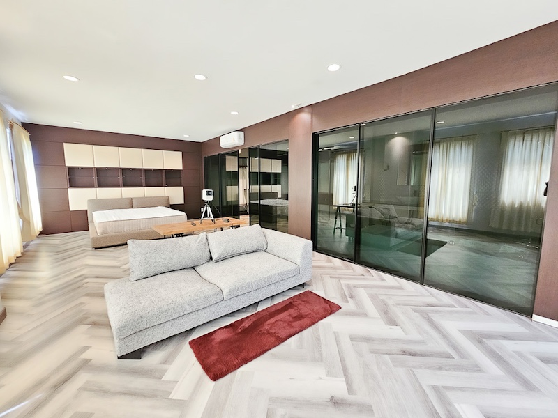BH2526 ให้เช่า Townhouse หมู่บ้านกลางกรุงแกรนด์เวียนนา พระราม3 หน้ากว้าง 11เมตร 5ห้องนอน 425ตรม. 