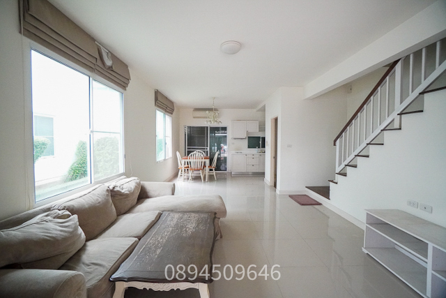 ขาย ทาวน์โฮมหลังริม Town Avenue พระราม 9 เนื้อที่ 20.4 ตร.วา 3 ชั้น 3 ห้องนอน 3 ห้องน้ำ 