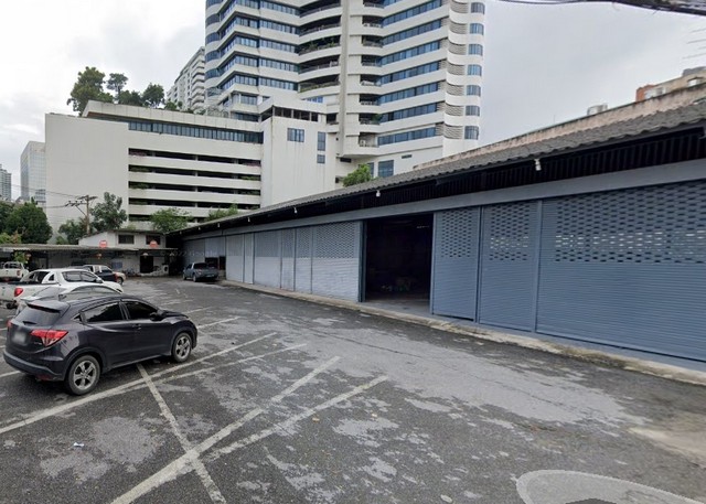 ให้เช่าโกดัง 800 ตารางเมตร บนที่ดิน 1 ไร่ ถนนพระราม 3 ทำร้านอาหารได้หรือโกดังก็เหมาะ