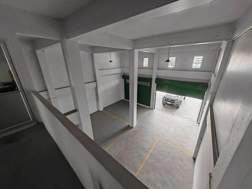 EPL-BR0030 ขายหรือให้เช่าอาคารพาณิชย์ 2 คูหา สภาพใหม่ ถนนแพรกษา เนื้อที่ทั้งหมด 80 ตร.ว ด้านหน้าติดถนนใหญ่ เมืองสมุทรปราการ 