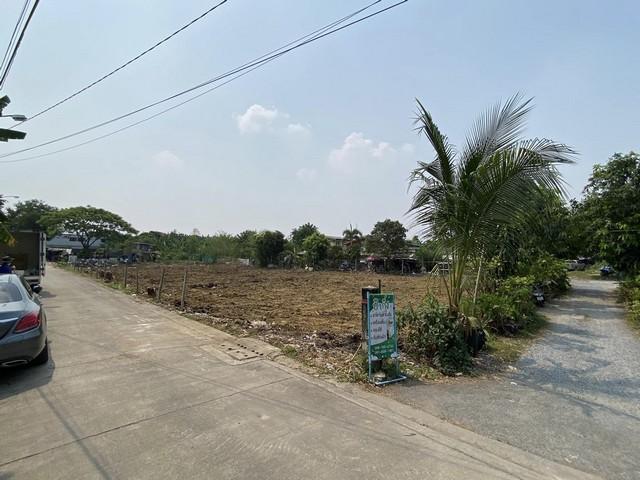 ให้เช่าที่ดิน 440ตร.ว. ย่านรามอินทรา กม.6 รามอินทรา42 นวลจันทร์ แปลงใหญ่หัวมุม ติดถนนซอย ใกล้MRTรามอินทรากม.6