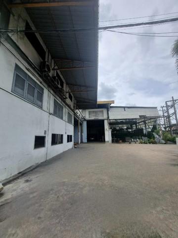 ให้เช่าโกดังพื้นที่ใช้สอย 4,000 ตารางเมตร บนพื้นที่สีม่วง 3 ไร่   หลังคาสูง 9 ม. ไฟ 3 เฟส ปู่เจ้าสมิงพราย สมุทรปราการ  สนใจติดต่อ