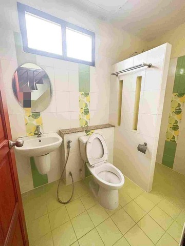 ขาย/ให้เช่า อาคารพานิชย์ 3 ติดถนน  ตลาดหางดง อ.เมือง   เชียงใหม่