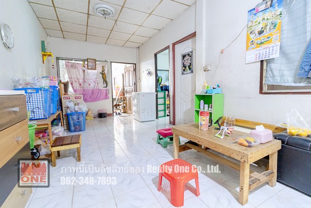 ขายบ้าน ทาวน์เฮ้าส์หมู่บ้าน รักวงษ์วาน ต.เชียงรากน้อย อ.บางปะอิน อยุธยา