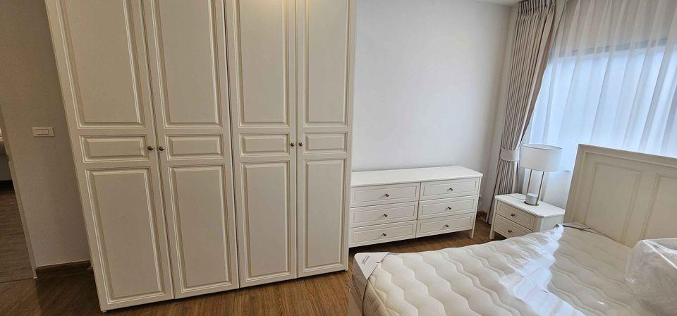 EPL-HR2860 ให้เช่าบ้านเดี่ยวสุดหรู 2ชั้น  ใกล้ IKEA เมกาบางนา หมู่บ้านเซนโทร บางนาพื้นที่ใช้สอย 289 ตารางเมตร 4 ห้องนอน 5 ห้องน้ำ ติดถนน