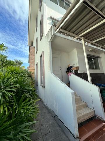 EPL-HS0963 ขายทาวน์โฮม 3 ชั้น ใกล้ Paradise Park หมู่บ้าน พลัส ซิตี้ พาร์ค ศรีนครินทร์ สวนหลวง พื้นที่ใช้สอย 189 ตรม.3 ห้องนอน4 ห้องน้ำ 