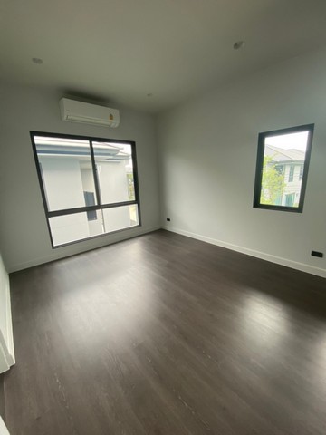 WW722G ขาย หมู่บ้าน เศรษฐสิริ กรุงเทพกรีฑา 2 (Setthasiri-Krungthep Kreetha 2) , บ้านใหม่ พร้อมเข้าอยู่