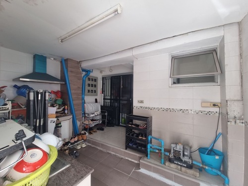 ขาย อาคารพาณิชย์ 4ชั้น เนอวาน่าพาร์ค ลาดพร้าว-รามคำแหง53 ติดถนน