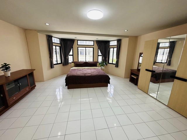 ให้เช่า ทาวน์โฮม สุขุมวิท 31 อโศก-พร้อมพงษ์ แขวงคลองเตยเหนือ เขตวัฒนา  กรุงเทพ