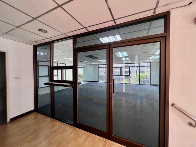 ให้เช่าอาคารพาณิชย์ 7 ชั้น 1050 ตรม. มีลิฟต์ ย่านเจริญนคร คลองสาน สาทร ใกล้ไอคอน สยาม ใกล้ BTS กรุงธนบุรี 