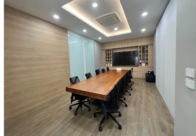 ให้เช่าฮมออฟฟิศ 4 ชั้นพื้นที่ใช้สอย 400 ตรม. พร้อมเฟอร์นิเจอร์ครบครัน จอดรถได้ถึง 6 คัน ย่านนวลจันทร์ เลียบด่วน