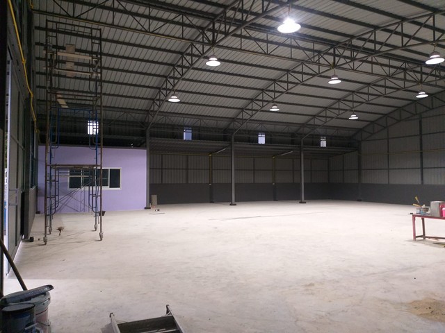 ให้เช่าโกดังพร้อมออฟฟิศ สร้างใหม่ 440 ตรม เนื้อที่ 200 ตรว. ถนนหทัยราษฎร์ 38 ทำเลดี เข้าซอยไม่ลึก 