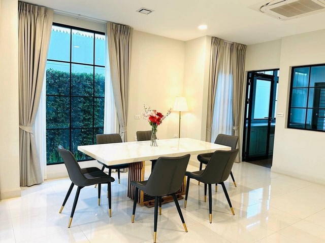 ให้เช่าบ้านเดี่ยว 2 ชั้น Super Luxury  สุดหรูหลังมุม 103.8 ตรว. 4 นอน นันทวัน NANTAWAN พระราม9-กรุงเทพกรีฑา ไม่ติดหลังอื่น ติดถนนสายหลัก