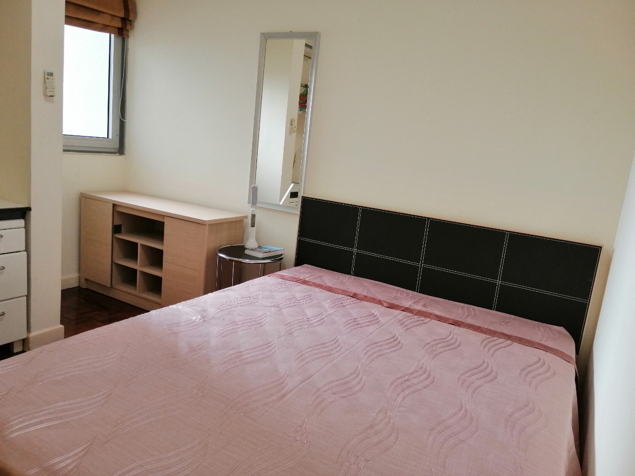 คอนโด วิคตอเรีย เลควิว 58square meter 2 BEDROOM 1 ห้องน้ำ 9500 บาท ใกล้กับ ถนนติวานนท์ ดีลดีสุด ณ จุดนี้ นนทบุรี