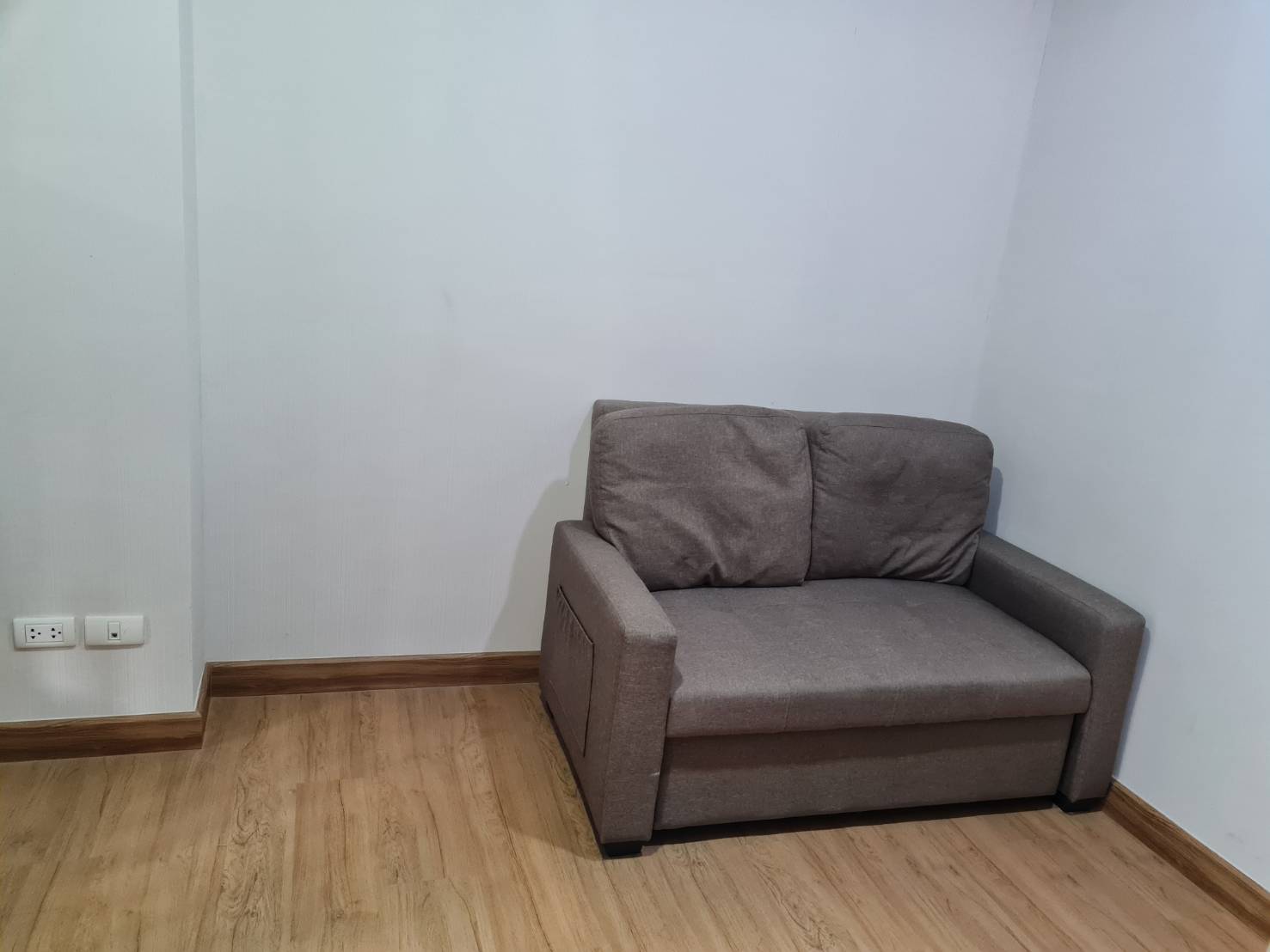 condo เดอะทรี พริวาต้า 27SQ.M. 1 Bedroom 1 ห้องน้ำ ใกล้ ประชาราษฎร์สาย1 HOT DEAL!!