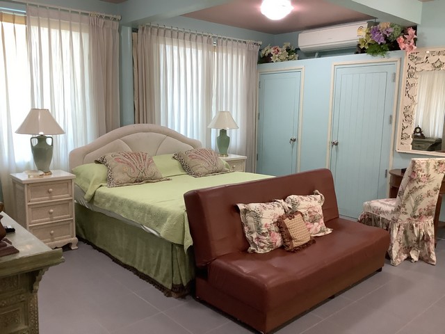 ????????ขายกิจการไม้รูดรีสอร์ท จ.ตราด ที่่สวย (private resort ) 2-3-53 ไร่????????