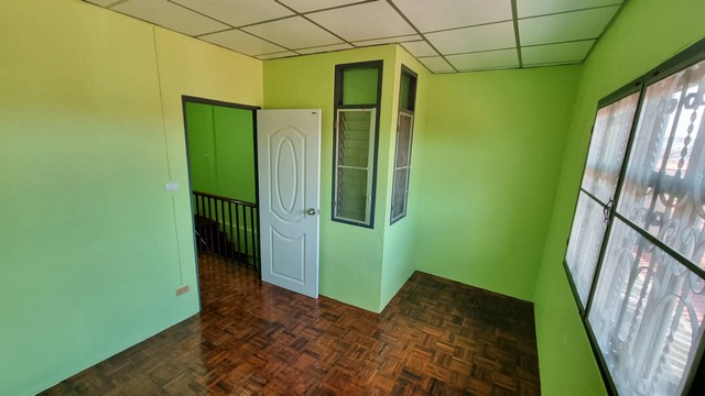 ขาย ทาวน์เฮ้า2ชั้น  บางกรวยไทรน้อย  บางบัวทอง   ราคา1.24 ลบ. กู้เต็มเงินเหลือ 