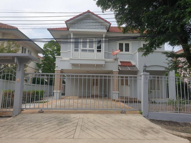 ให้เช่าบ้านเดี่ยว  หมู่บ้านเพอเฟคเพลสรามคำแหง164 การ์เด้นโซน เข้าออกได้ทั้ง ซอยรามคำแหง164 , ซอยเคหะร่มเกล้า 64 