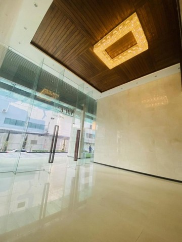 ให้เช่าพื้นที่สำนักงาน 1000 ตารางเมตร ชั้น 3 พร้อมอุปกรณ์สำนักงาน ย่านรัชดา ใกล้ MRT สุทธิสาร