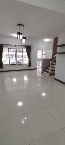 ขายด่วนทาวเฮาร์เดอะคอนเนคอ่อนนุช15 ซ.เฉลิมพระเกียรติร.9.ซ.87 บ้านรีโนเวทใหม่