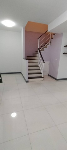 ขายด่วนทาวเฮาร์เดอะคอนเนคอ่อนนุช15 ซ.เฉลิมพระเกียรติร.9.ซ.87 บ้านรีโนเวทใหม่