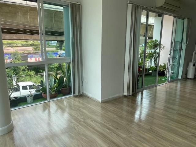 ให้เช่าทาวน์โฮม 3 ชั้น ใกล้เมืองทองธานี หมู่บ้านชวนชื่นโมดัส .4 ห้องนอน 4 ห้องน้ำ  ห้องทำงานใหญ่ 50, 80ตรม เนื้อที่ 50.5 ตรว.