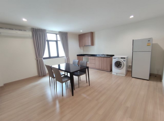 ให้เช่า Chic Apartment 4 ชั้น 3 ห้องนอน รามคำแหง 53 ย่านลาดพร้าว-ทาวน์อินทาวน์ เฟอร์พร้อมอยู่ 