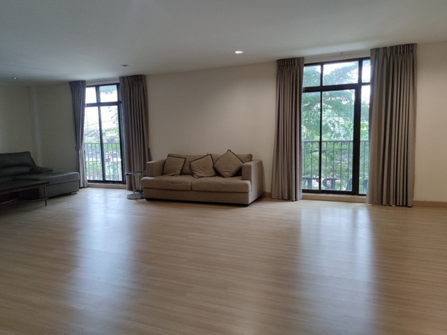 ให้เช่า Chic Apartment 4 ชั้น 3 ห้องนอน รามคำแหง 53 ย่านลาดพร้าว-ทาวน์อินทาวน์ เฟอร์พร้อมอยู่ 