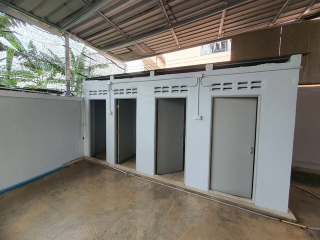 ให้เช่าโรงงาน ถนนเอกชัย-พระราม2  พื้นที่ใช้สอย 700 ตร.ม ตำบล นาดี อำเภอเมืองสมุทรสาคร สมุทรสาคร 